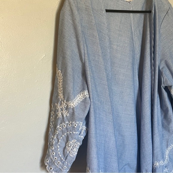 Boutique Open Front Cardigan Blue with White Embroidered Floral Long 3/4 Sleeves - Picture 3 of 5